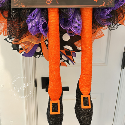 Welcome My Pretties Halloween Wreath